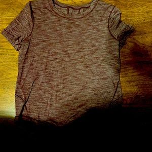 Lululemon short sleeve shirt
